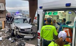 PANELVAN ARAÇ GÜVENLİK KULÜBESİNE ÇARPTI: 2 YARALI