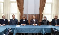 KARABÜK'TE "ANADOLU MEKTEBİ YAZAR OKUMALARI" DEĞERLENDİRME TOPLANTISI YAPILDI