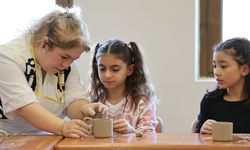 YARIYIL TATİLİ ÇOCUK ATÖLYELERİ SERAMİK ÇALIŞMALARIYLA TAMAMLANDI