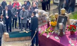 KAZADA ÖLEN MOTOKURYE İÇİN HRİSTİYAN DEFİN TÖRENİ