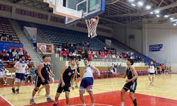 KARABÜK'TE BASKETBOL HAZIRLIK MAÇI OYNANDI