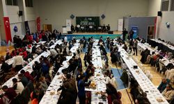 KARABÜK'TE GENÇLER İFTARDA BULUŞTU