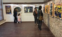 SAFRANBOLU’DA AÇILAN SERGİ SANATIN SINIRLARINI ZORLUYOR