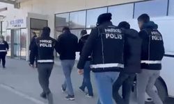 UYUŞTURUCU ÇIKAN ARAÇTAKİ 2 ŞÜPHELİ TUTUKLANDI