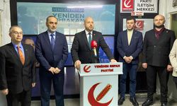 YENİDEN REFAH PARTİSİ'NDE BAYRAMLAŞMA TÖRENİ YAPILDI