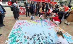 CHP MERKEZ İLÇE'DEN ÇOCUKLARA DOYASIYA 23 NİSAN EĞLENCESİ