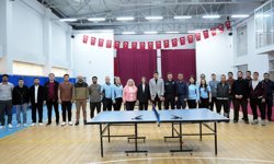 OVACIK'TA KURUMLAR ARASI MASA TENİSİ TURNUVASI BAŞLADI