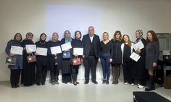 SAFRANBOLU'DA ÖĞRENCİLER VE VELİLER İNGİLİZCE YARIŞMASINDA BULUŞTU