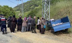 KONTROLDEN ÇIKAN TARIM ARACI DEVRİLDİ: 5 YARALI