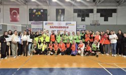 EVİNİN SULTANLARI VOLEYBOL TURNUVASI SONA ERDİİ