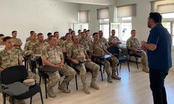 KARABÜK'TE TAMP KAPSAMINDA PSİKOLOJİK İLK YARDIM EĞİTİMLERİ SÜRÜYOR