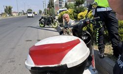 BOLU'DA MOTOSİKLET VE ELEKTRİKLİ MOTOSİKLET ÇARPIŞTI 1 YARALI