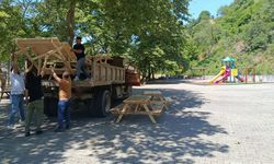 YENİCE ÇIRA PAZARI SOSYAL TESİSİ'NE YENİ OTURMA ALANLARI EKLENDİ