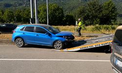 KONTROLÜNÜ KAYBEDEN SÜRÜCÜ KAZA YAPTI