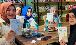 KİTAP TAHLİLLERİYLE GENÇLERİN UFKU GENİŞLİYOR