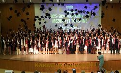 KBÜ'DE TIP FAKÜLTESİ MEZUNLARI HEKİMLİĞE İLK ADIMINI ATTI