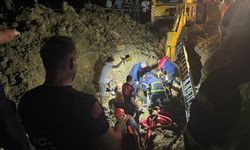 KUYU KAZARKEN GÖÇÜK ALTINDA KALAN BABA OĞUL KURTARILDI