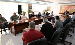 İL ÖZEL İDARESİ DEĞERLENDİRME TOPLANTISI YAPILDI