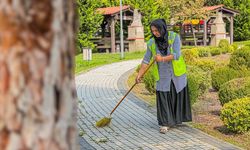KARABÜK’ÜN SOKAKLARI TİTİZLİKLE TEMİZLENİYOR