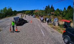KASTAMONU'DA İKİ OTOMOBİL ÇARPIŞTI 2 YARALI