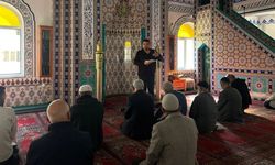 KARABÜK'TE CAMİ CEMAATİNE YAŞLI SAĞLIĞI EĞİTİMİ