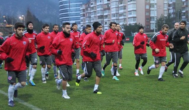 KARABÜKSPOR'DA BEŞİKTAŞ HAZIRLIKLARI