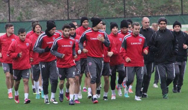 KARABÜKSPOR'DA GENÇLERBİRLİĞİ HAZIRLIKLARI