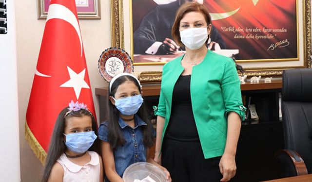 BAŞKAN KÖSE KOCA YÜREKLİ MİNİK MİSAFİRLERİNİ AĞIRLADI