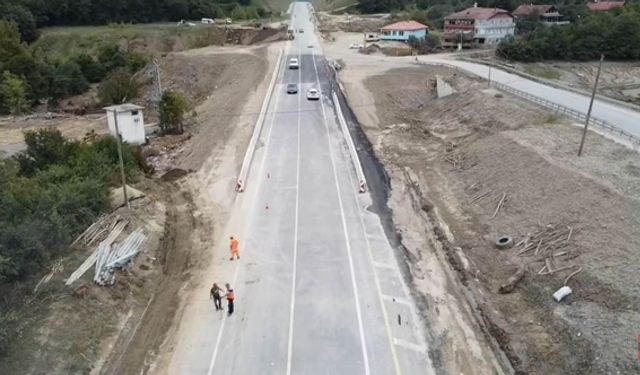 BARTIN-KARABÜK YOLU ULAŞIMA AÇILDI