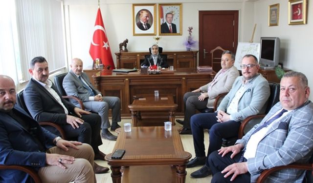 AK PARTİ TEŞKİLATI KAYMAKAM GÜNEŞ'İ ZİYARET ETTİ