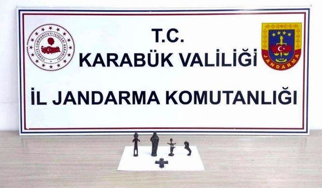 TARİHİ ESER SATICILARI YAKALANDI