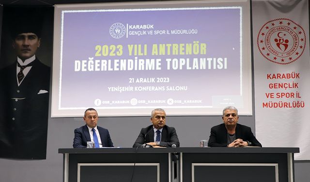 ANTRENÖR PLANLAMA VE DEĞERLENDİRME TOPLANTISI YAPILDI