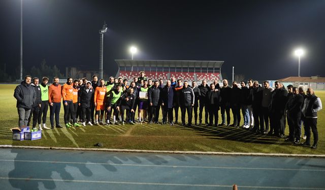 BAŞKAN ADAYI ÖZER SAFRANBOLU SPOR KULÜBÜ TEMSİLCİLERİNİ ZİYARET ETTİ