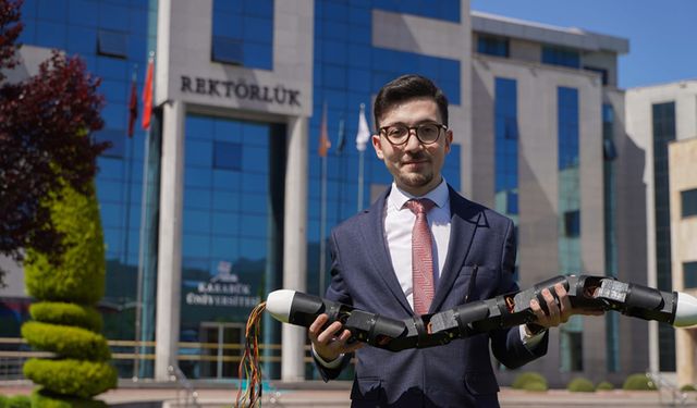 KBÜ'DE AKILLI YILANIMSI ROBOT ÜRETİLDİ