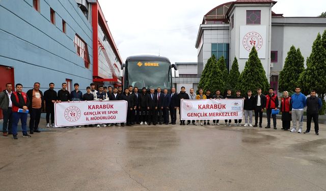 KÜLTÜR KAMPINA KARABÜK'TEN 32 GENÇ UĞURLANDI