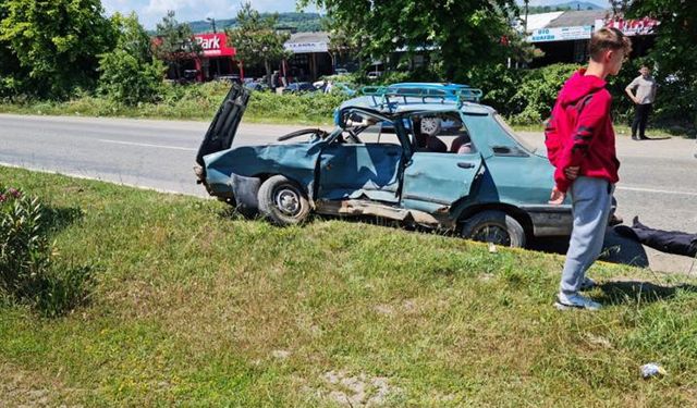 ZONGULDAK'TA TRAFİK KAZASI 1 ÖLÜ 1 AĞIR YARALI