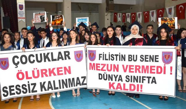 LİSE ÖĞRENCİLERİNDEN İSRAİL'E PROTESTO