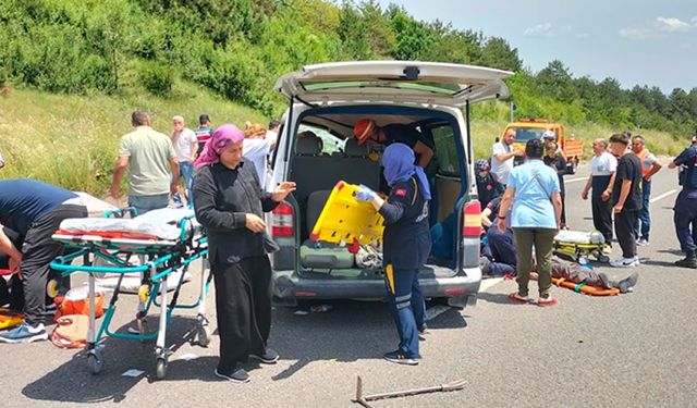 TEM OTOYOLU'NDA KAZA 1 ÖLÜ 10 YARALI