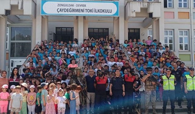 ZONGULDAK'TA JANDARMADAN ÖĞRENCİLERE ETKİNLİK