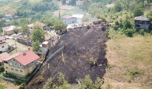 ANIZ YANGINI EVLERE SIÇRAMADAN SÖNDÜRÜLDÜ