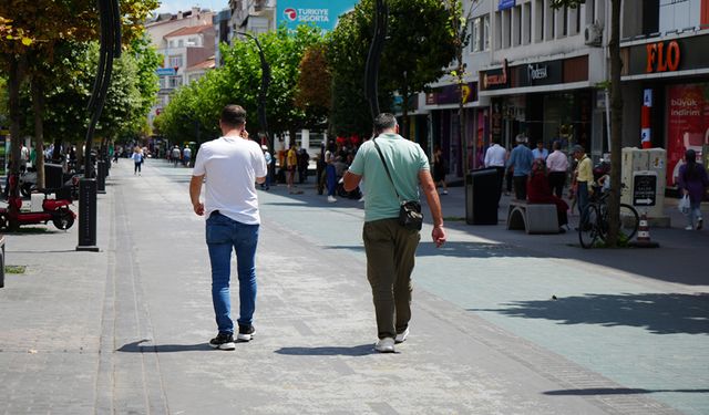 BOLULU VATANDAŞLAR; TANJU ÖZCAN'IN ARKASINDAYIZ