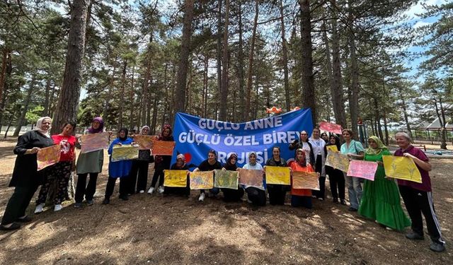 KASTAMONU'DA ÖZEL BİREYLER DOYASIYA EĞLENDİ