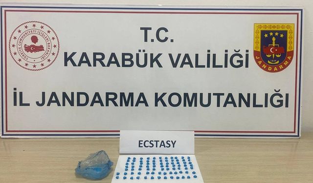 YAPILAN OPERASYONDA 81 ADET UYUŞTURUCU HAP ELE GEÇİRİLDİ