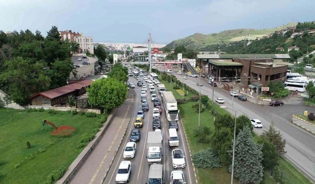 KARABÜK'TE TRAFİĞE KAYITLI ARAÇ SAYISI BELLİ OLDU