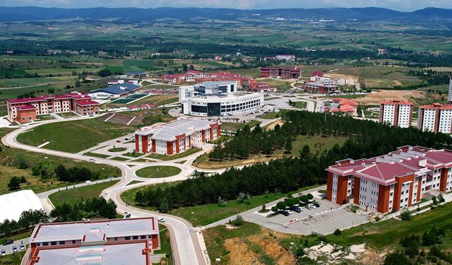 KASTAMONU ÜNİVERSİTESİNDEN 8 AKADEMİSYEN DÜNYANIN EN ETKİLİ BİLİM İNSANLARI LİSTESİNDE