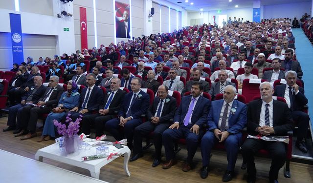 MEVLİD-İ NEBİ HAFTASINDA KONFERANS DÜZENLENDİ