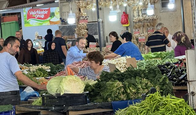 ZONGULDAKLILARDAN HALK PAZARINA YOĞUN İLGİ