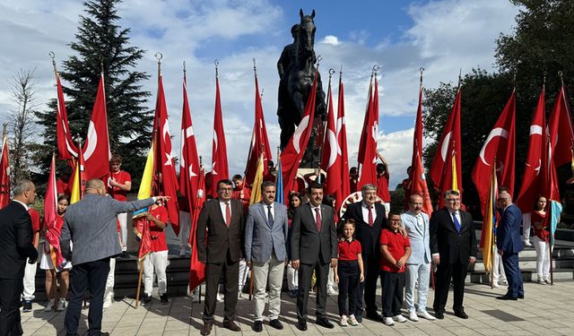 ZONGULDAK'TA EĞİTİM ÖĞRETİM YILI TÖRENLE BAŞLADI