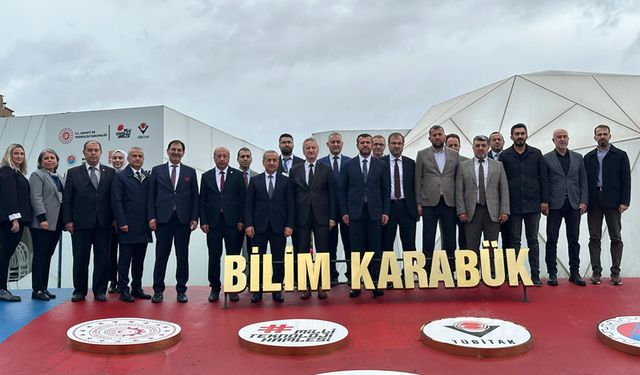 KARABÜK'TE BİLİM ŞENLİĞİ BAŞLADI