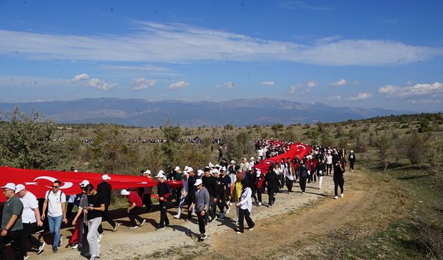 ÇANKIRI'DA 15. İSTİKLAL YOLU YÜRÜYÜŞÜ YAPILDI